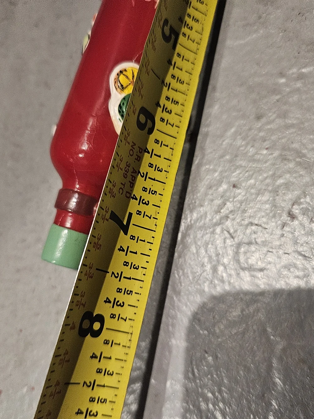 Red Decorative Serrated Spreader - Unbranded